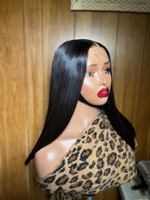 Load image into Gallery viewer, Selena Bob  12’ PREORDER

