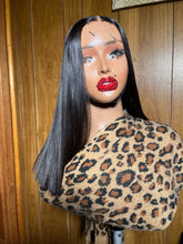 Load image into Gallery viewer, Selena Bob  12’ PREORDER

