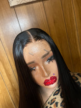 Load image into Gallery viewer, Selena Bob  12’ PREORDER
