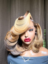 Load image into Gallery viewer, Stacey Linn ‘Preorder’
