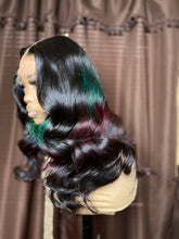 Load image into Gallery viewer, Kandi ❤️💚
